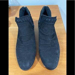 Vince Camuto black booties
